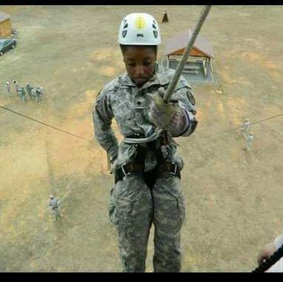 Meet your Posher, Brittany - Picture 4 of 7